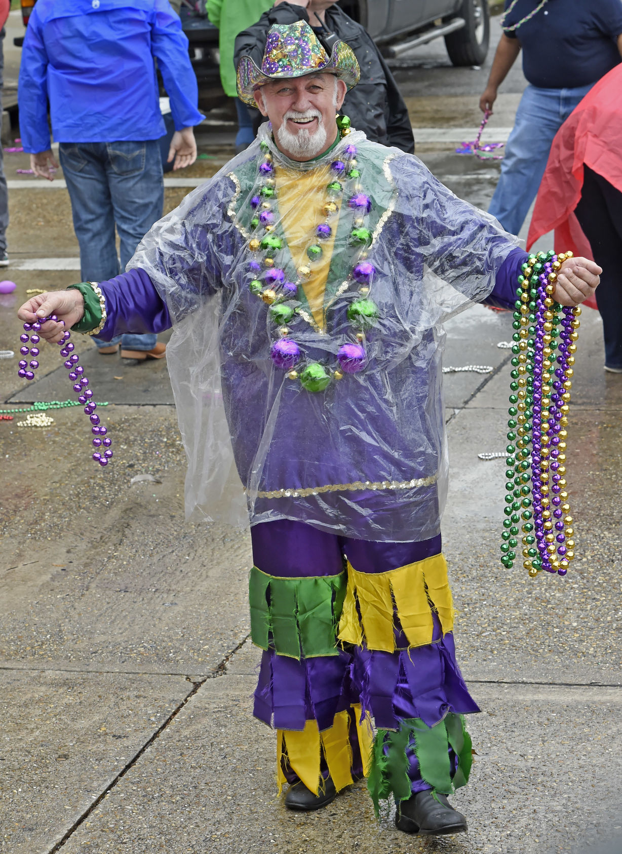 BR.spanishtownparade1124.021118 bf